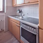 Apartment Katarinas House Mit 2 Stilvoll, Gemuetlich & Zentral Boxspringbett, Parkplatz, Balkon Oder Garten