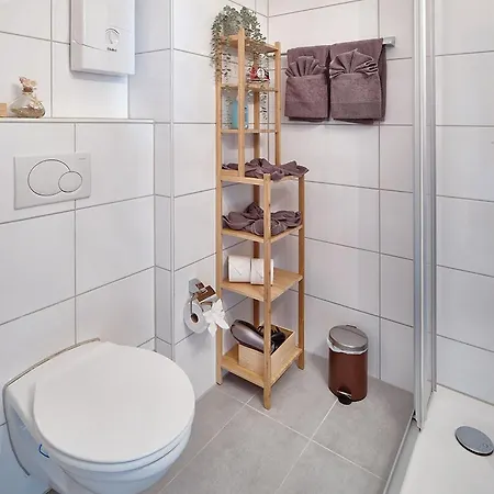 Katarinas House Mit 2 Stilvoll, Gemuetlich & Zentral Boxspringbett, Parkplatz, Balkon Oder Garten