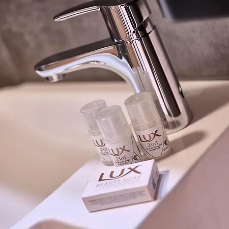 Katarinas House Mit 2 Stilvoll, Gemuetlich & Zentral Boxspringbett, Parkplatz, Balkon Oder Garten Daire Moers