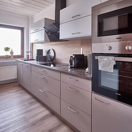 Katarinas House Mit 2 Stilvoll, Gemuetlich & Zentral Boxspringbett, Parkplatz, Balkon Oder Garten Apartment *