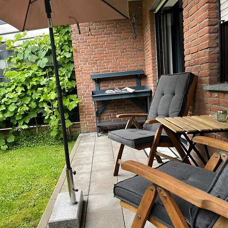 Apartment Katarinas House Mit 2 Stilvoll, Gemuetlich & Zentral Boxspringbett, Parkplatz, Balkon Oder Garten