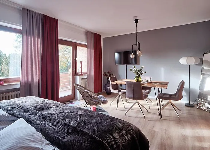 Katarinas House Mit 2 Stilvoll, Gemütlich&zentral Boxspringbett, Parkplatz, Balkon Oder Garten Apartment Moers