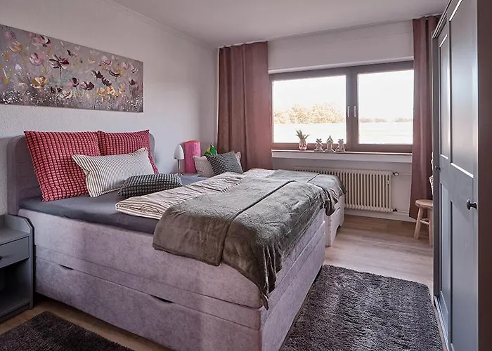 Katarinas House Mit 2 Stilvoll, Gemütlich&zentral Boxspringbett, Parkplatz, Balkon Oder Garten Apartment