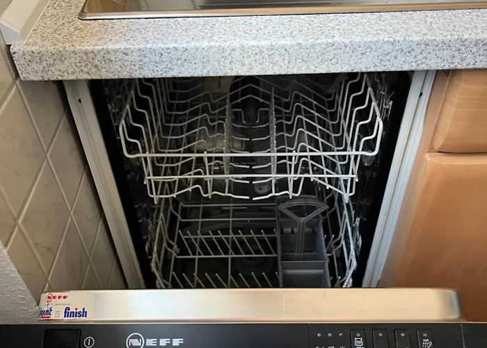 Katarinas House Mit 2 Stilvoll, Gemuetlich & Zentral Boxspringbett, Parkplatz, Balkon Oder Garten